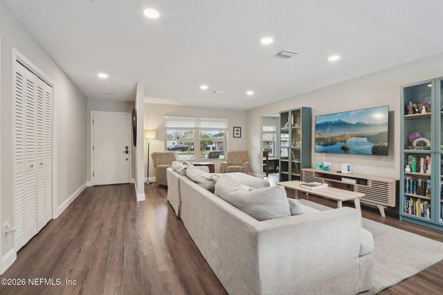 9190 TOTTENHAM Court, Jacksonville, FL 32257