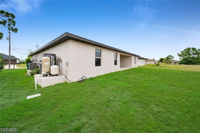 2619 NW 24th PL, Cape Coral, FL 33993