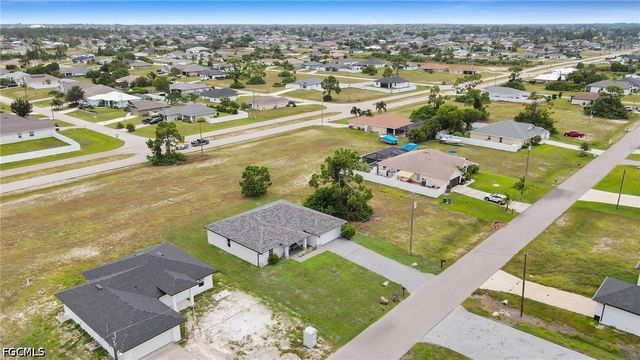 2619 NW 24th PL, Cape Coral, FL 33993