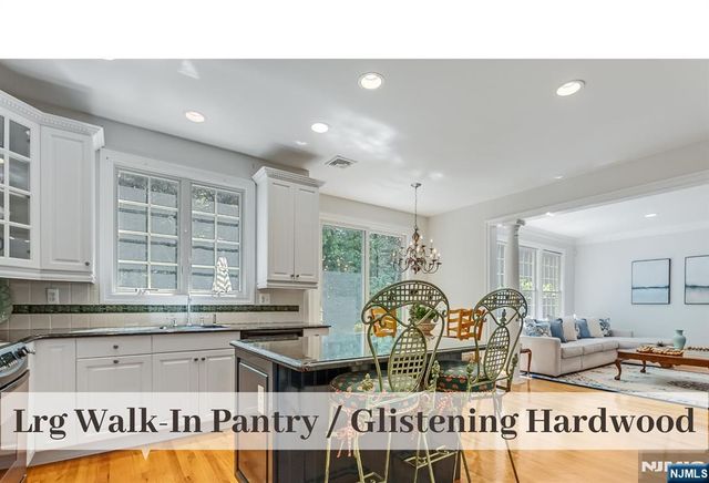 608 Fieldstone Terrace, Wyckoff, NJ 07481