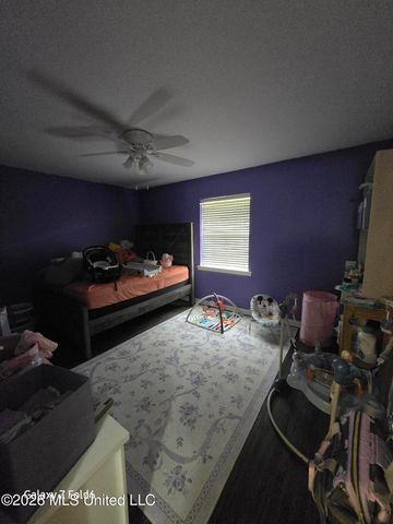 5025 Wayneland Drive, B12, Jackson, MS 39211