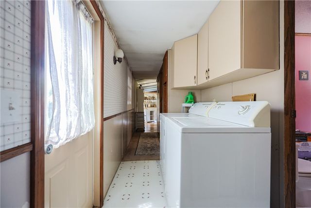 44 Clegg Avenue, Tiverton, RI 02878