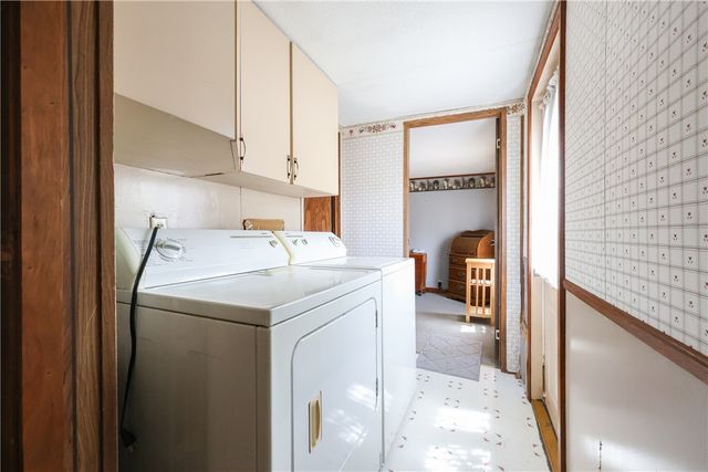 44 Clegg Avenue, Tiverton, RI 02878