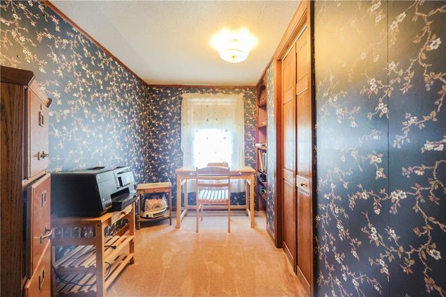 44 Clegg Avenue, Tiverton, RI 02878