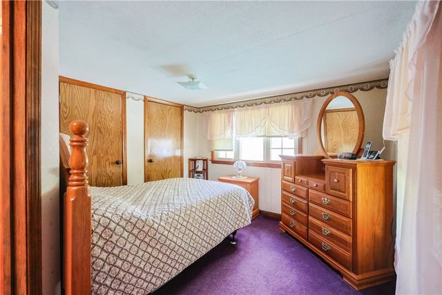 44 Clegg Avenue, Tiverton, RI 02878