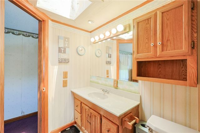 44 Clegg Avenue, Tiverton, RI 02878