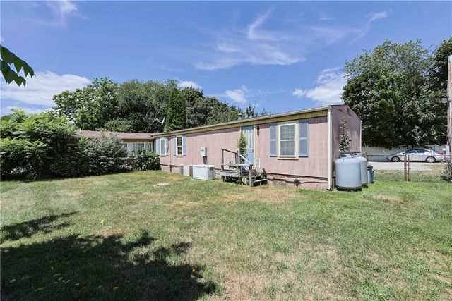 44 Clegg Avenue, Tiverton, RI 02878