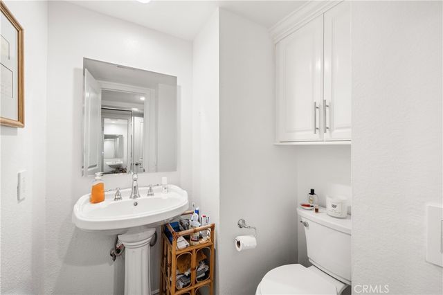 23473 Park Sorrento, Calabasas, CA 91302