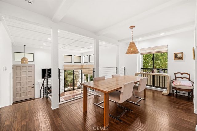 23473 Park Sorrento, Calabasas, CA 91302