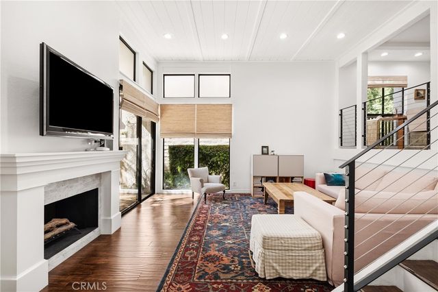 23473 Park Sorrento, Calabasas, CA 91302