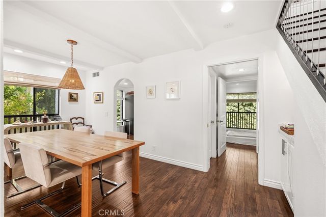23473 Park Sorrento, Calabasas, CA 91302