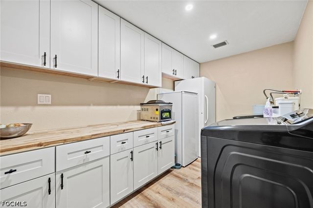 11700 Deal RD, North Fort Myers, FL 33917