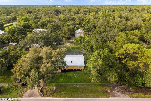 11700 Deal RD, North Fort Myers, FL 33917