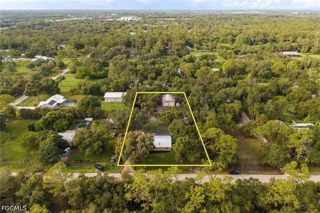 11700 Deal RD, North Fort Myers, FL 33917