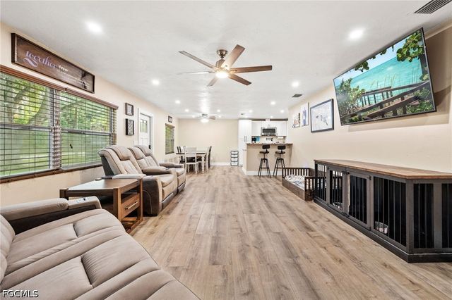 11700 Deal RD, North Fort Myers, FL 33917