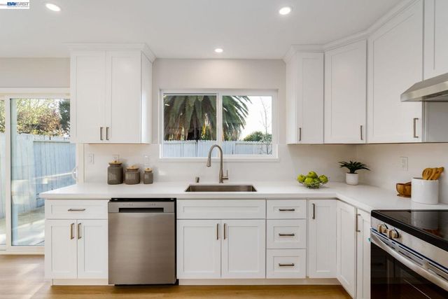 519 Holly St, Vallejo, CA 94589