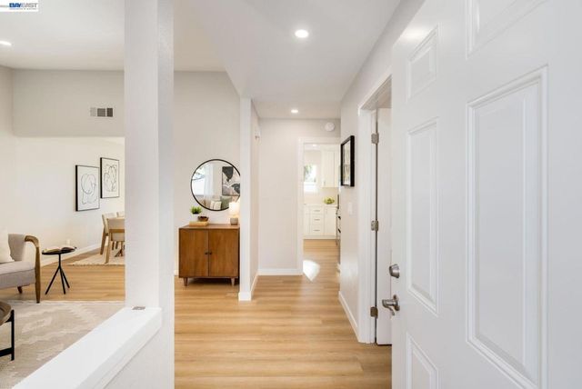 519 Holly St, Vallejo, CA 94589