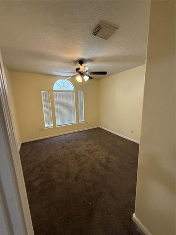6423 Crim Court, Houston, TX 77049