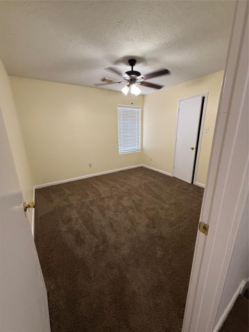 6423 Crim Court, Houston, TX 77049