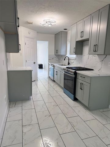 6423 Crim Court, Houston, TX 77049