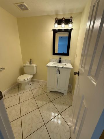 6423 Crim Court, Houston, TX 77049
