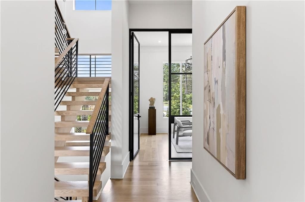 Image 27 of property listing at 101 Coronado Court, Marietta, GA 30067