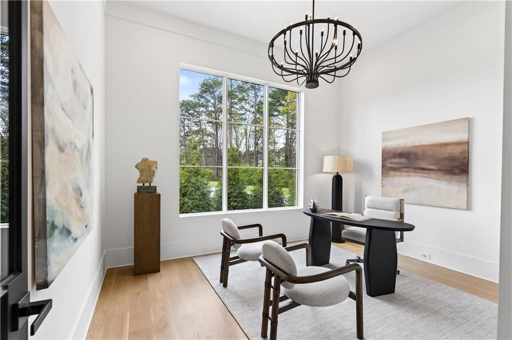 Image 28 of property listing at 101 Coronado Court, Marietta, GA 30067
