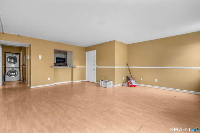 2020 Broad Street 6, Hartford, CT 06114