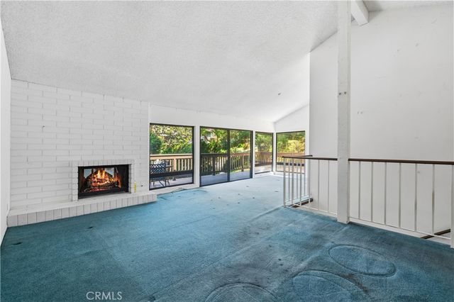 2 Prado 32, Irvine, CA 92612