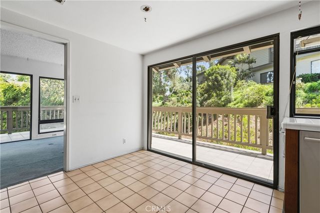 2 Prado 32, Irvine, CA 92612