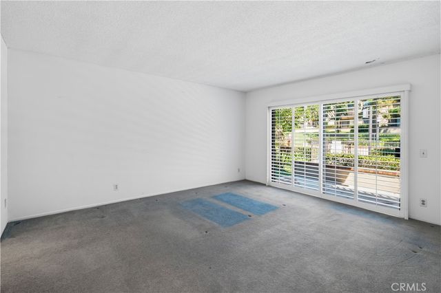 2 Prado 32, Irvine, CA 92612