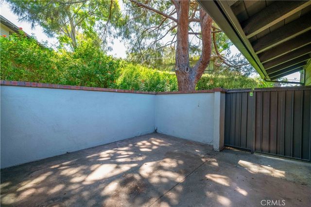 2 Prado 32, Irvine, CA 92612