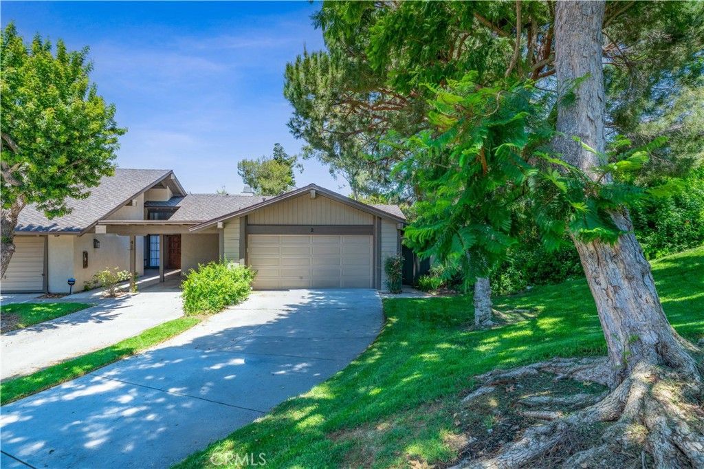 2 Prado 32, Irvine, CA 92612