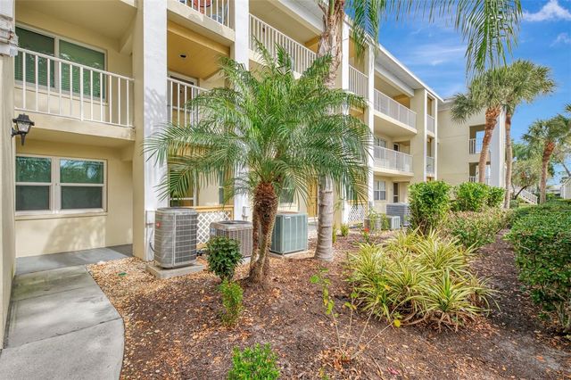 433 CERROMAR LANE 341, Venice, FL 34293