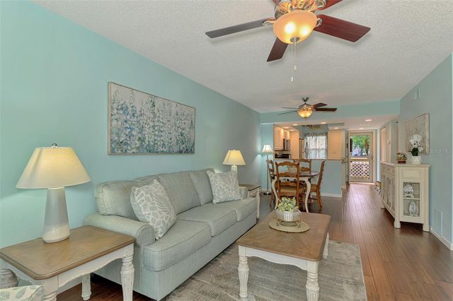 433 CERROMAR LANE 341, Venice, FL 34293