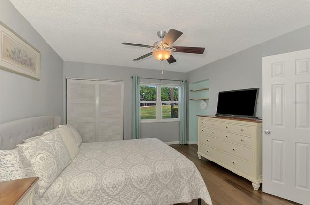 433 CERROMAR LANE 341, Venice, FL 34293