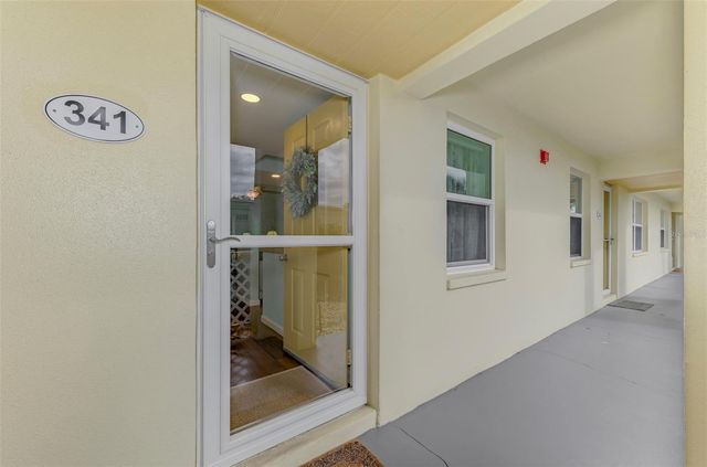 433 CERROMAR LANE 341, Venice, FL 34293