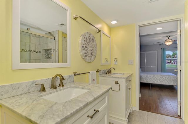 433 CERROMAR LANE 341, Venice, FL 34293
