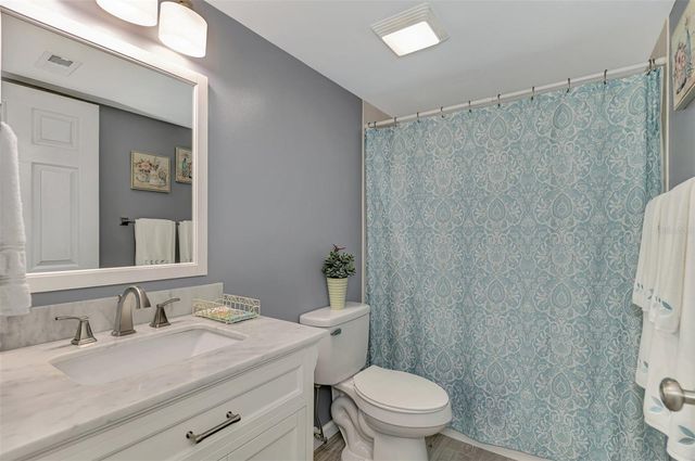 433 CERROMAR LANE 341, Venice, FL 34293