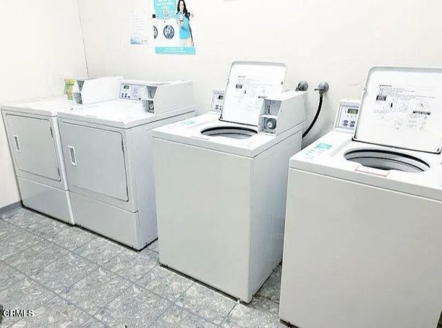 4018 Camero Avenue 2, Los Angeles, CA 90027