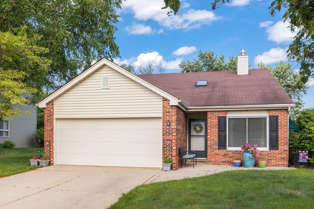 2S111 Waltham Court, Warrenville, IL 60555