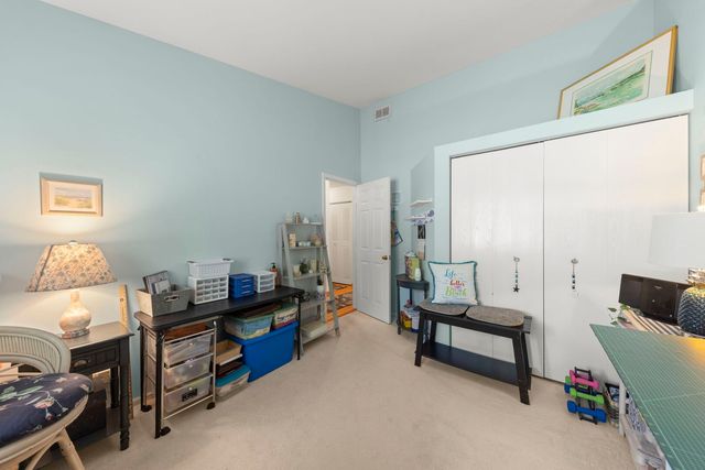 2S111 Waltham Court, Warrenville, IL 60555