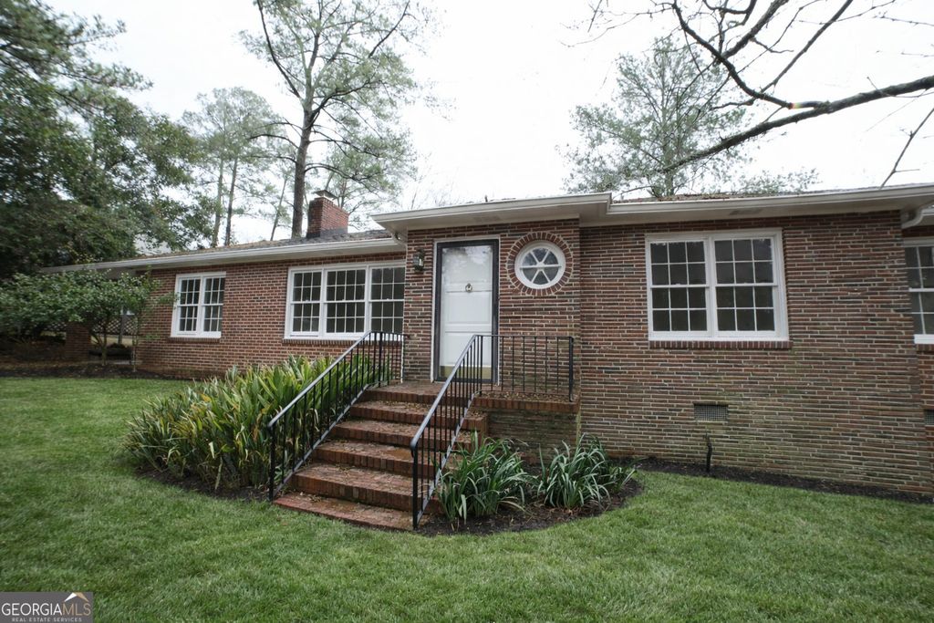 1825 Waverland Circle, Macon, GA 31211