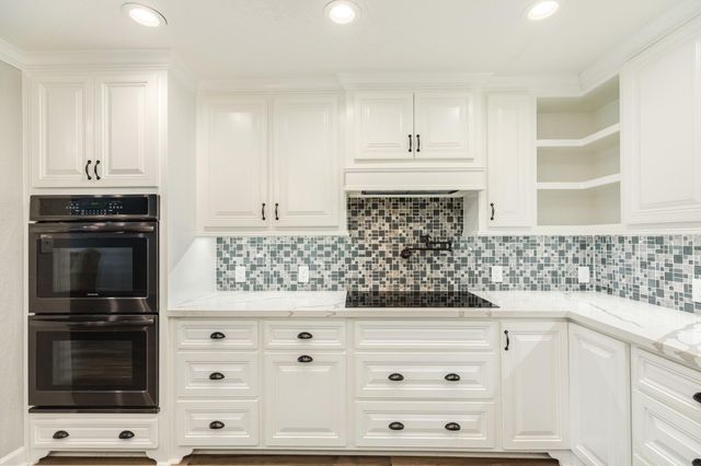 1100 Western Avenue, Angleton, TX 77515