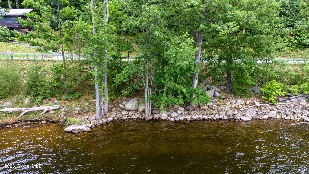 L2 North Shore Road, Day, NY 12835