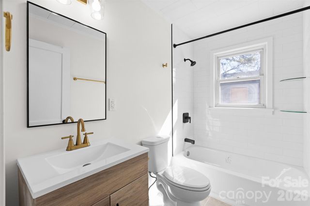 1111 N Jackson Avenue, Salisbury, NC 28144