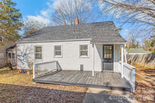 1111 N Jackson Avenue, Salisbury, NC 28144