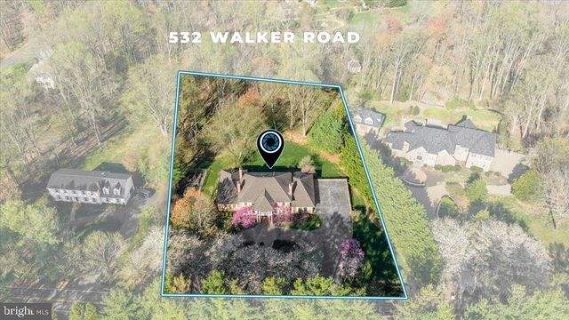 532 WALKER RD, Great Falls, VA 22066