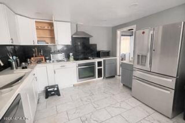 9739 ELAINE Road, Jacksonville, FL 32246