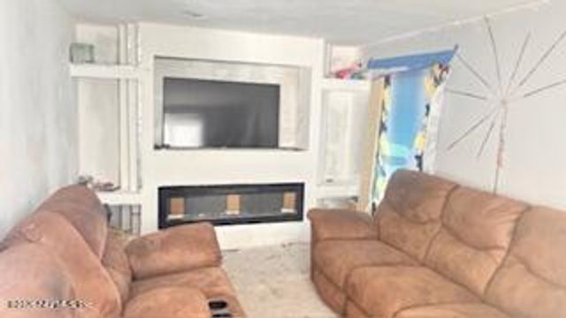 9739 ELAINE Road, Jacksonville, FL 32246